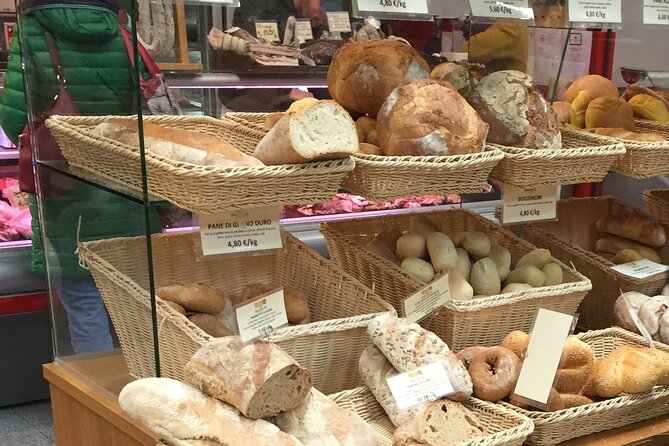 Como Food Tour and the Farmers Market - Why This Tour Stands Out