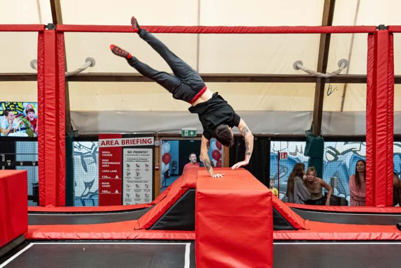 Como: Free jumps in the family trampoline park with flexible entry - Why Choose Eracle Jump for Your Active Day in Como