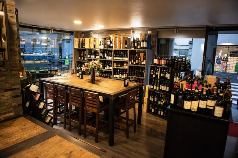 Como: Wine Tasting Experience with Cheese and Cold Cuts - Enjoy Comos Intimate Wine Tasting at Capitan Drake