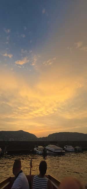 Como: Wooden Boat Shared 1-Hour Tour - What to Expect Aboard the Wooden Boat