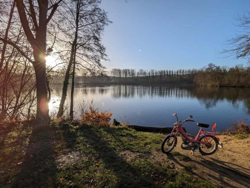 Compiègne : belle promenade "découverte" en Mobylette ! - Discover Themed Routes and Local Treasures