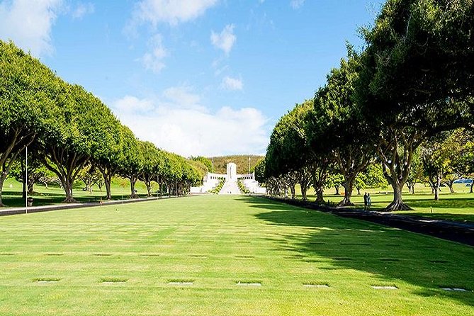 Complete Pearl Harbor Experience from Waikiki Area Hotels - The Stops and Highlights of the Tour Itinerary