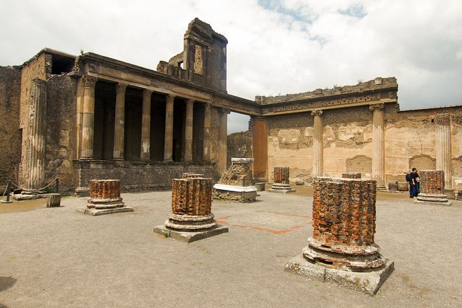 Complete Pompeii Skip the Line Tour with Archaeologist Guide - Pacing and Tour Length