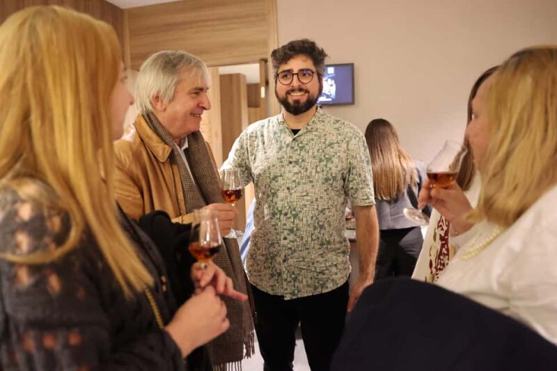 Concert in Funchal: A Journey Into Madeiran Musical Heritage - Exploring Madeiran Musical Heritage Through Instrument Demonstrations