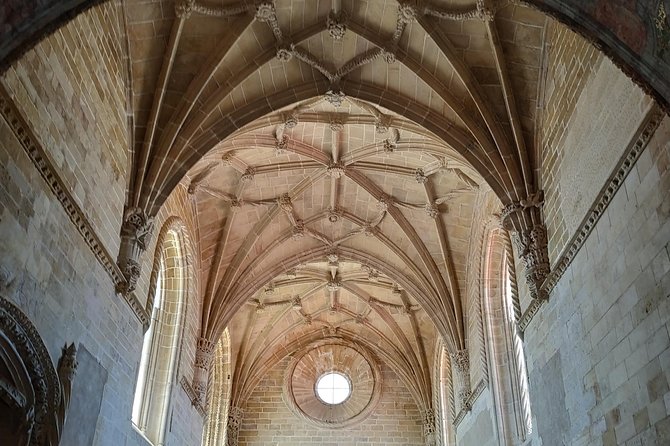 Convent of Christ Tour "Portugal in the Map" - Visit Tomar with a local guide! - The Role of Guides and Personalization