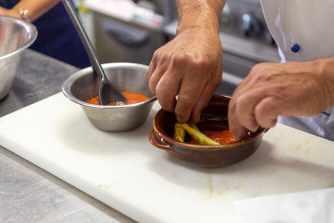 Cook & Dine with Breathtaking Views of the Positano Coast - The Chefs and Hosts: Friendly and Knowledgeable