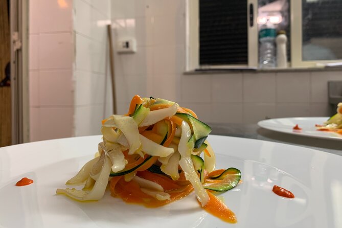 Cook, discover sights, taste food & wine with a chef in Syracuse - Wine and Beverage Pairings with the Meal