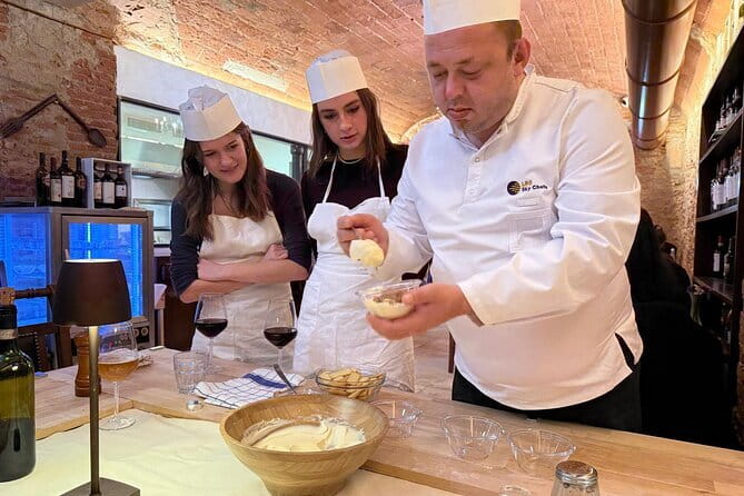 Cooking Art Brunelleschi - Group Size and Logistics: Small, Intimate Classes Near Florence Center