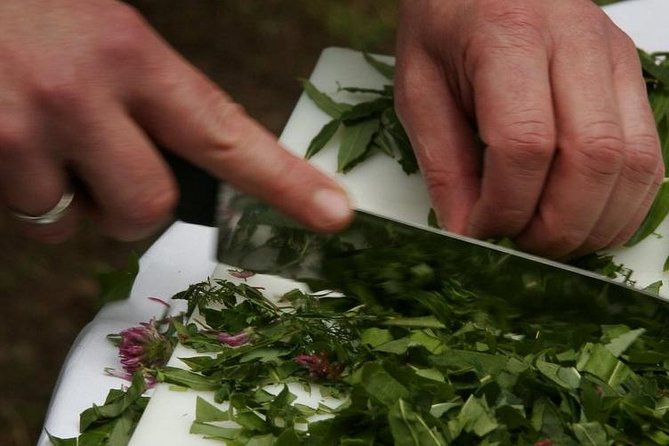 Cooking Class and Wine Tasting in Santorini - Convenient Logistics and Group Size