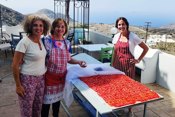 Cooking Class and Wine Tasting in Santorini - Why This Tour Is a Great Choice for Food and Wine Enthusiasts
