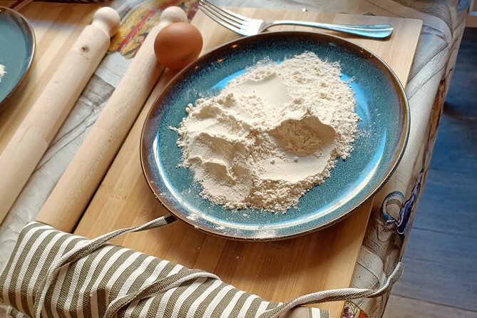 Cooking Class in Rome: Make Fettucine & Tiramisù with Chef Paolo - Discover the Charm of a Rome Cooking Class with Chef Paolo