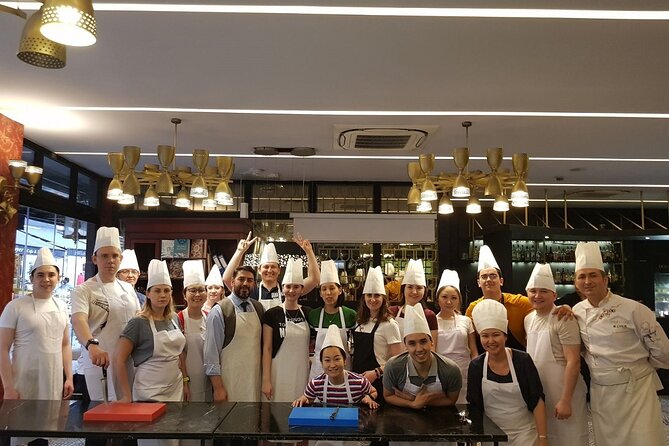 Cooking Class in Turkey From Istanbul - The Atmosphere and Group Size