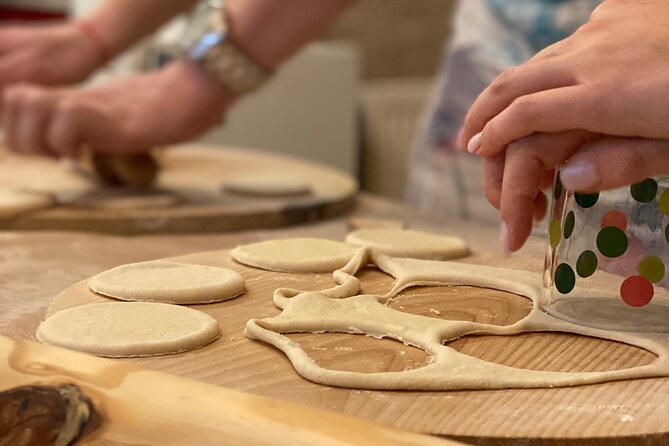 Cooking Class of Khinkali and Khachapuri in Tbilisi - Crafting the Perfect Imeretian Khachapuri
