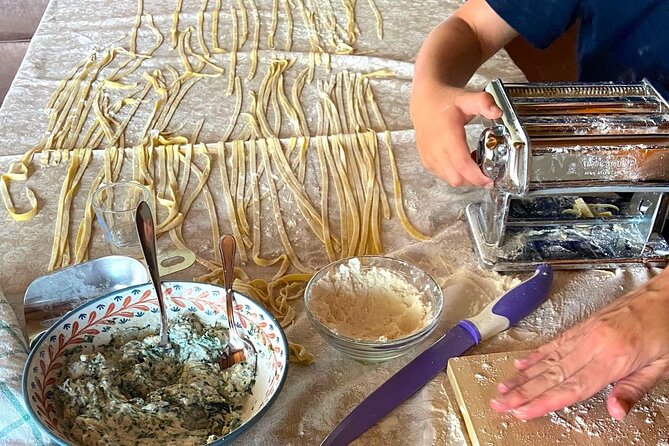 Cooking Class of Local Food in a Tuscan Farm - The Booking and Cancellation Policy