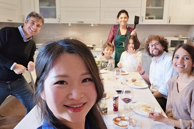 Cooking Class with Italian Mamma in Pompeii - Savor a Typical Italian Meal with Local Wine