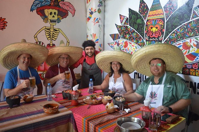 Cooking classes + margaritas and mezcal tasting - Step-by-Step Mexican Culinary Techniques