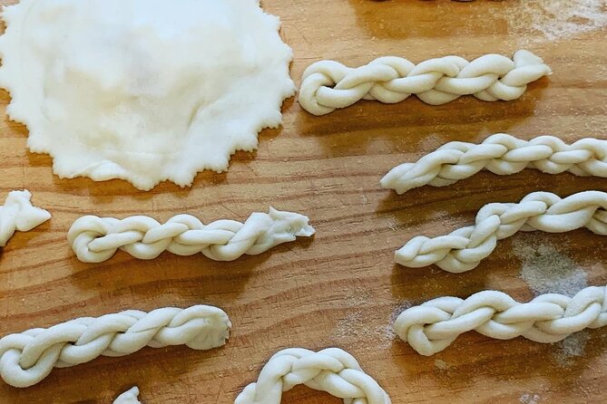 Cooking classes with the chef - Learning to Make Traditional Pasta and Sauces