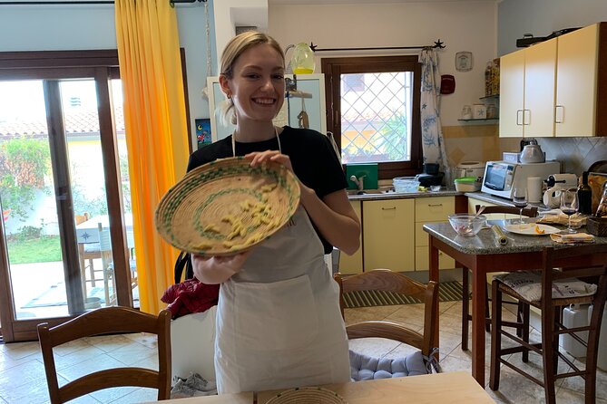 Cooking classes with the chef - Creating Desserts Like Tiramisù with the Chef