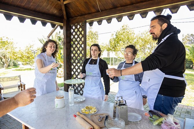 Cooking experience in the most beautiful garden near Rethymno - Exploring the Garden and Village Environment