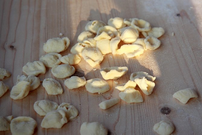 COOKING LESSON IN MASSERIA with transfer from Alberobello - Exploring the Historic Masseria and Its Vegetable Garden