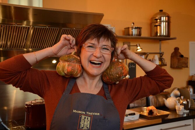 Cooking lessons - Discover Authentic Provençal Flavors with Gina in Avignon