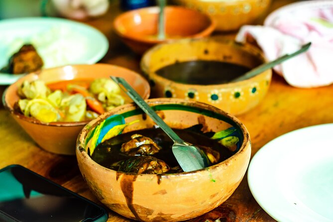 "Copalitilla" Waterfalls from Huatulco - Savoring a Traditional Regional Meal