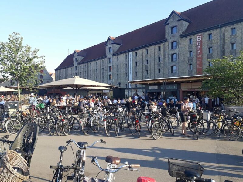 Copenhagen: 2,5-Hour 'Must See' Bike Tour with a Local Guide - Discover Copenhagen’s Iconic Landmarks by Bike