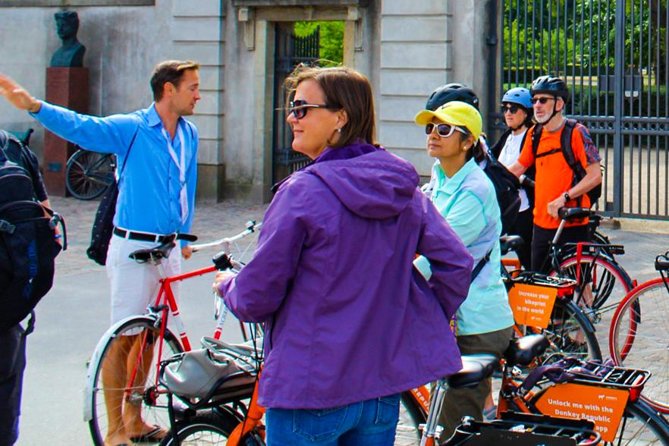 Copenhagen 3-hour City Highlights Bike Tour - The Experience and Pacing