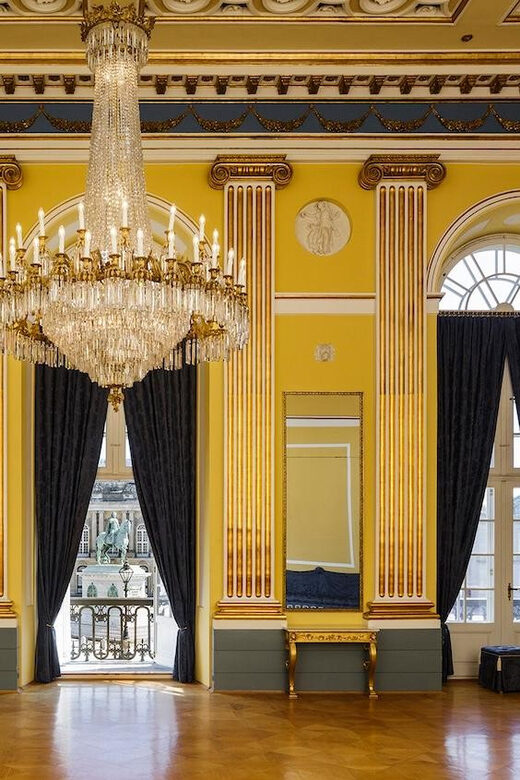 Copenhagen: Amalienborg Palace Museum Entry Ticket - The Location and How to Find the Entrance