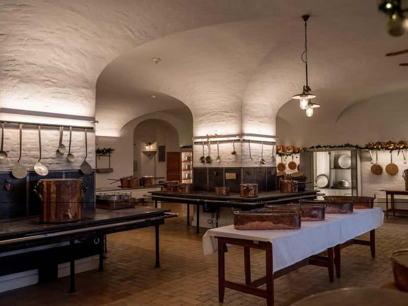 Copenhagen: Christiansborg Palace Entry Ticket - The Christiansborg Palace Chapel: A Quiet Sanctuary