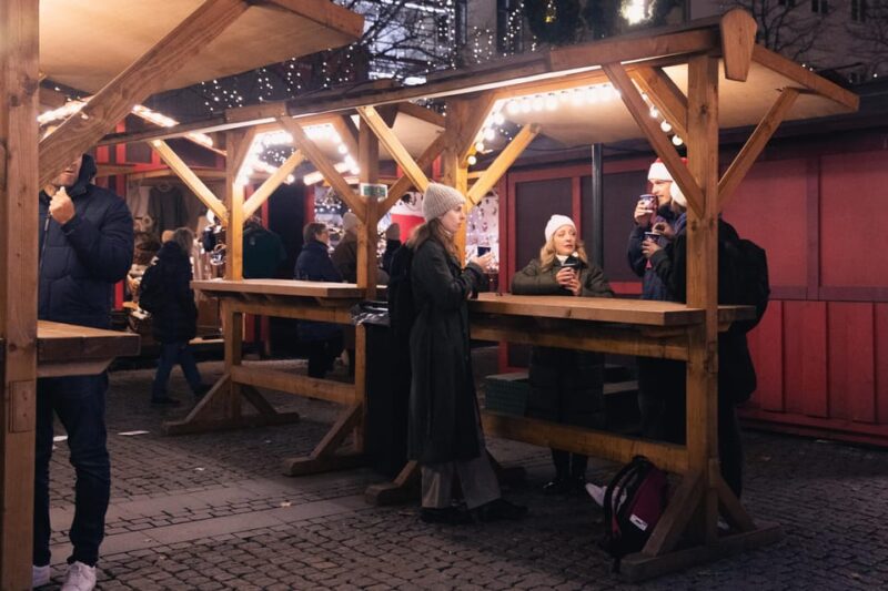 Copenhagen: Christmas Bike Tour with a local Guide - Suitability and Best For