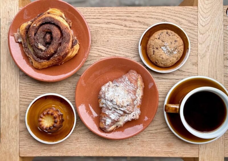 Copenhagen: E-Bike Guided Food Tour with 3 stops - Exploring Copenhagen’s Iconic Landmarks by E-Bike