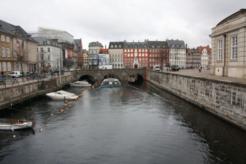 Copenhagen: Highlights & Hygge Guided Walking Tour w/ Lunch - Key Points
