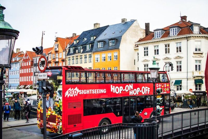 Copenhagen: Hop-On Hop-Off Bus Tour with Boat Tour Option - Guides, Commentary, and Guest Feedback