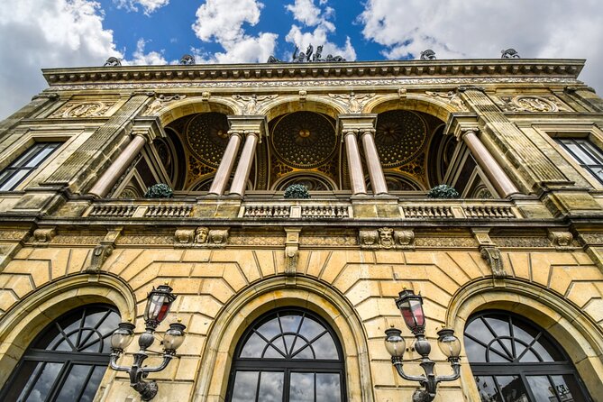 Copenhagen Little Mermaid Exploration Game and Self-Guided Tour - Insights into Danish Royalty at Amalienborg Palace Museum