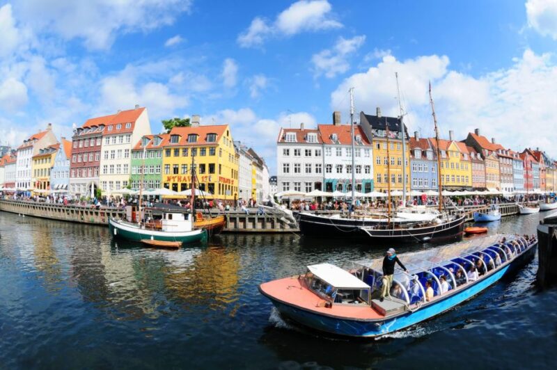 Copenhagen: Old Town and Nyhavn Private Family Tour - Why This Tour Stands Out for Families in Copenhagen