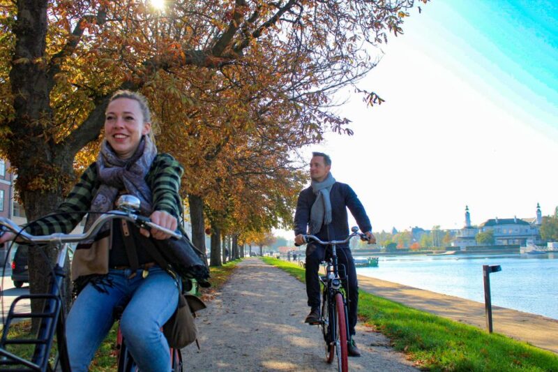 Copenhagen: Short City Highlights Bike Tour - Food Inclusion and Meal Satisfaction