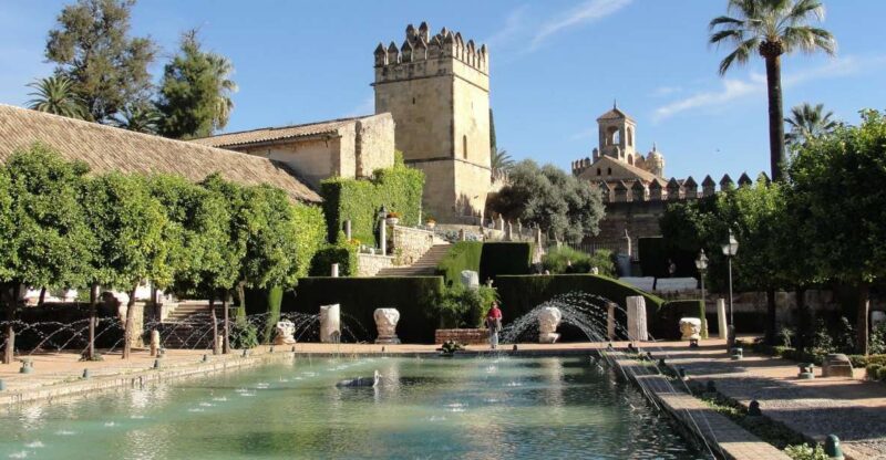 Cordoba: Alcazar Guided Tour and Skip-the-Line Ticket - Discover the Cordoba Alcazar with a Guided Tour and Skip-the-Line Entry