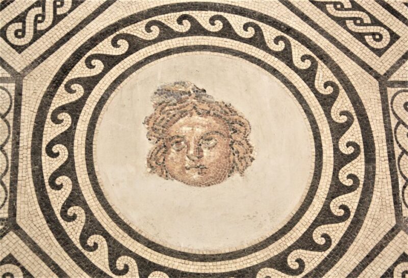 Cordoba: Alcazar of Christian Monarchs 1Hour Guided Tour - Key Points