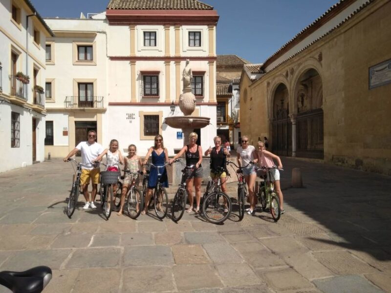 Córdoba Daily Highlights Bike Tour - Tour Experience and Group Size