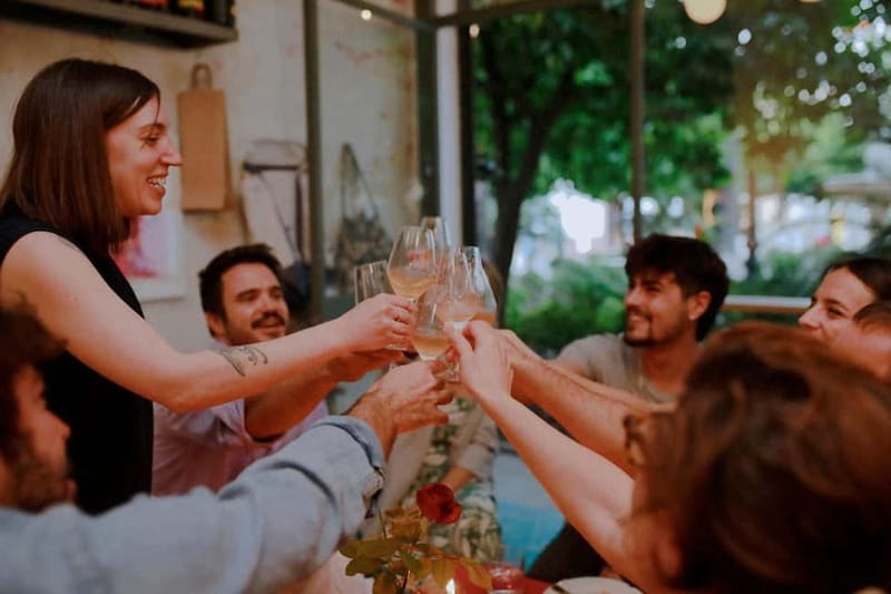 Cordoba: From Vine to Table: A Spanish Wine Experience - The Story Behind Each Bottle