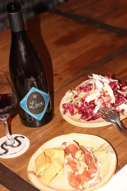 Cordoba: From Vine to Table: A Spanish Wine Experience - Mediterranean Dishes and Seasonal Tapas