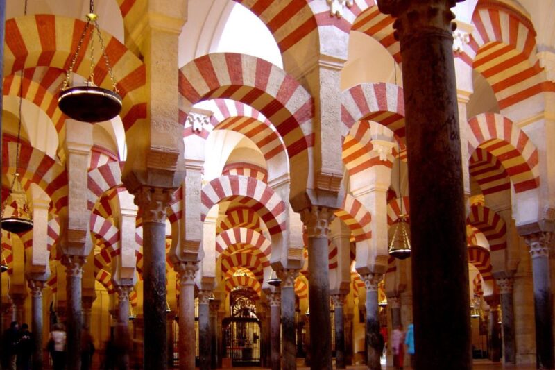 Cordoba Highlights Full-Day Tour from Granada - The Alcazar of Córdoba: A Fortress and Palace