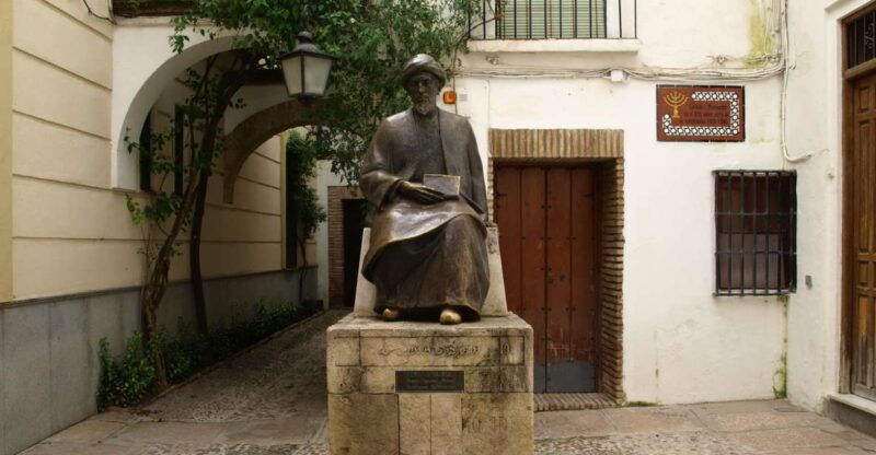 Cordoba: Jewish Quarter Walking Tour - Discover Córdobas Jewish Quarter in Just One Hour