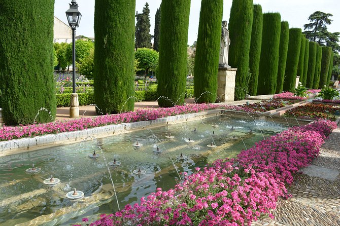 Cordoba Monuments Intensive Tour in English Tickets included - Exploring the Alcázar de los Reyes Cristianos