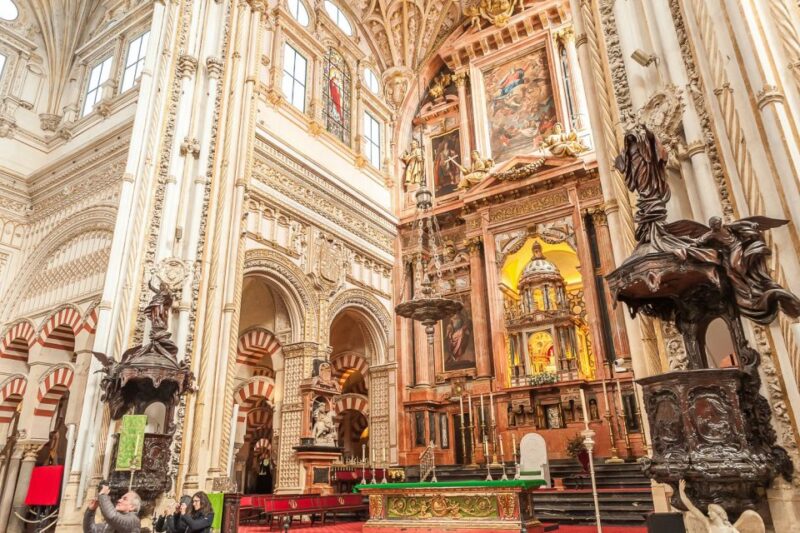 Cordoba: Monuments Walking Tour - Exploring the Cordoba Monuments with a Knowledgeable Guide