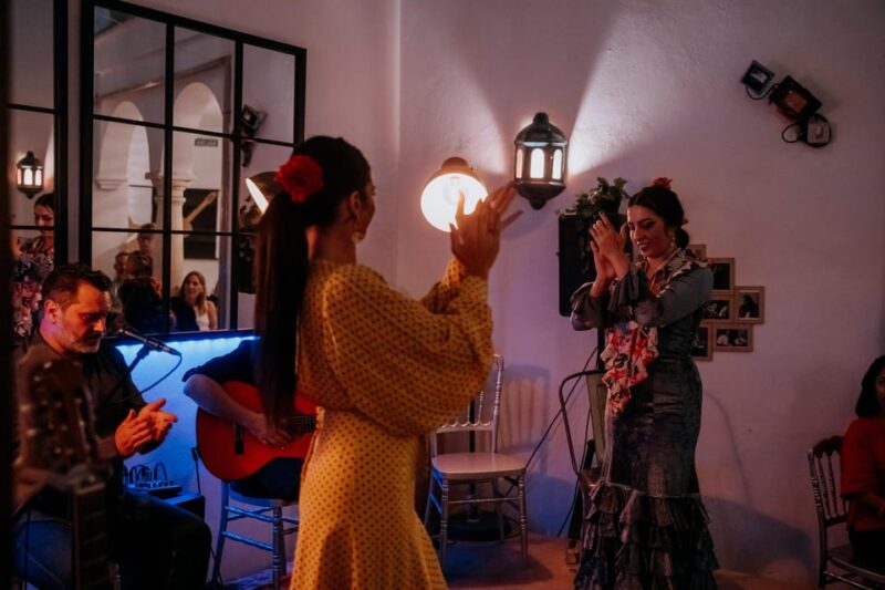 Córdoba: Tablao Flamenco at Doble de Cepa with Optional Meal - The Food: Traditional Cordobese Cuisine at Doble de Cepa