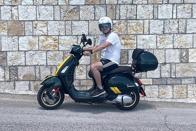 Corfu 300cc Vespa Scooter Rental - The Experience: Friendly Hosts and Smooth Service