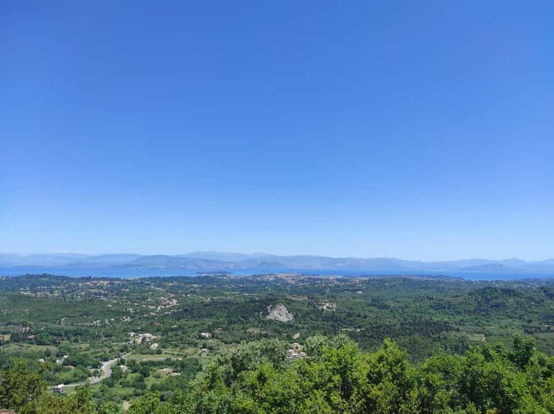 Corfu: Half-Day Island Panoramic Tour - Practicalities: Transport, Group Size, and Accessibility