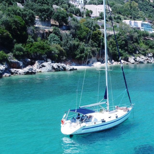 Corfu: Private Sailing Yacht Cruise - Onboard Comforts and Entertainment